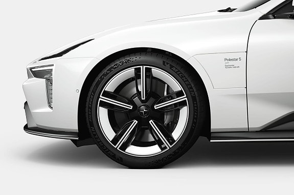 Polestar 5 11 of 17