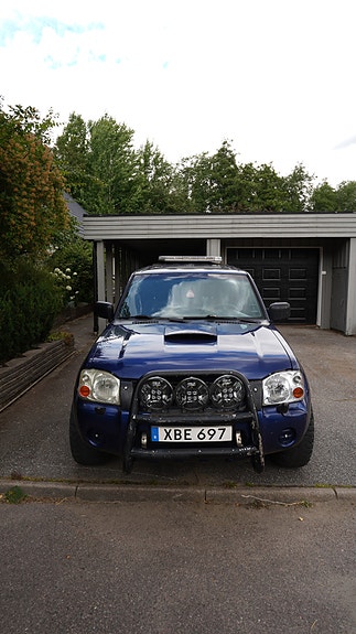 Nissan Navara 2 of 6