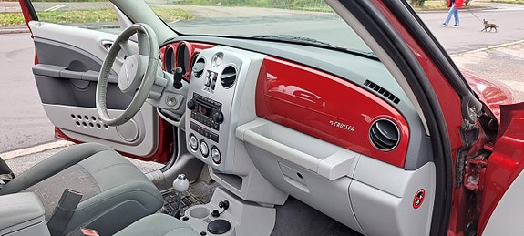 Chrysler PT Cruiser 5 of 15