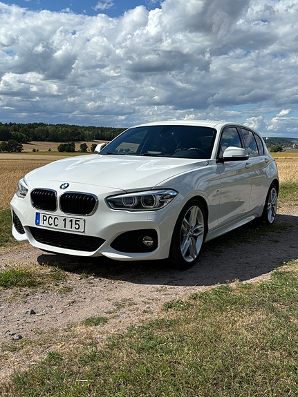 BMW 118i 3 of 14
