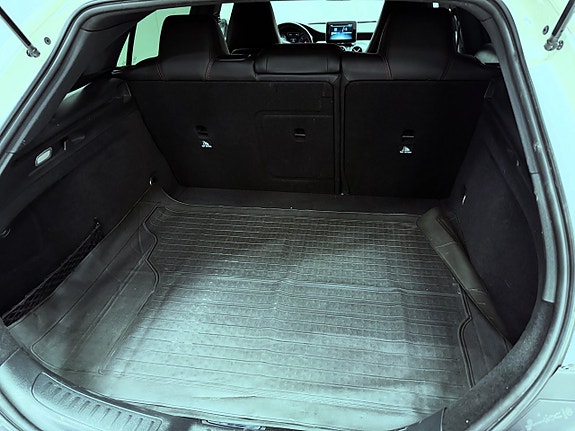 Mercedes-Benz CLA220 14 of 19