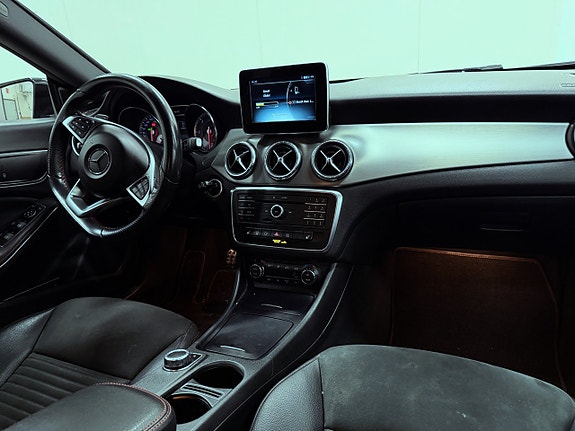 Mercedes-Benz CLA220 6 of 19