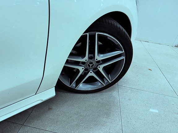 Mercedes-Benz CLA220 15 of 19