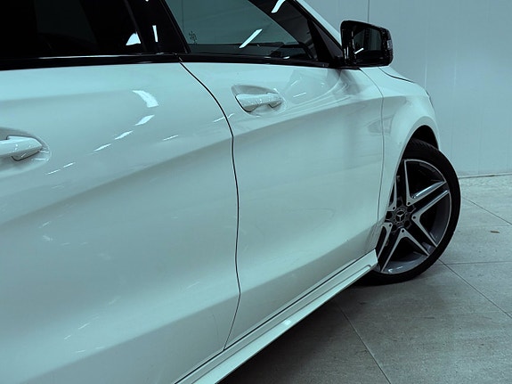 Mercedes-Benz CLA220 4 of 19