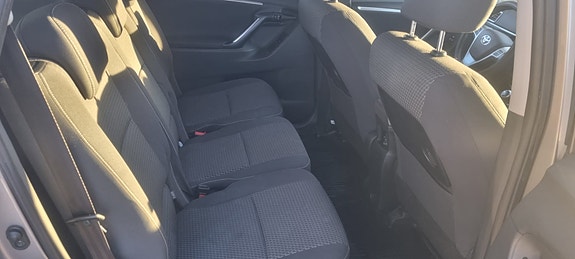 Toyota Verso 4 of 4