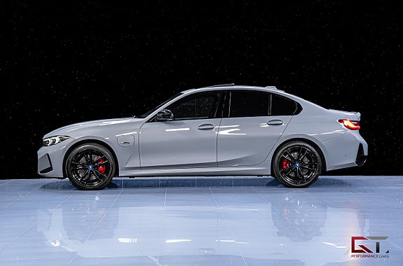 BMW 330e 4 of 22