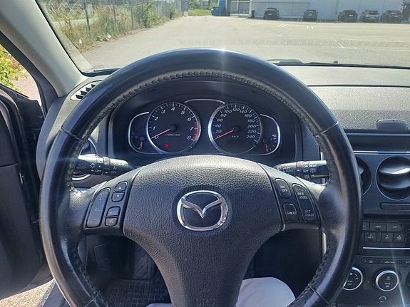 Mazda 6 18 of 21