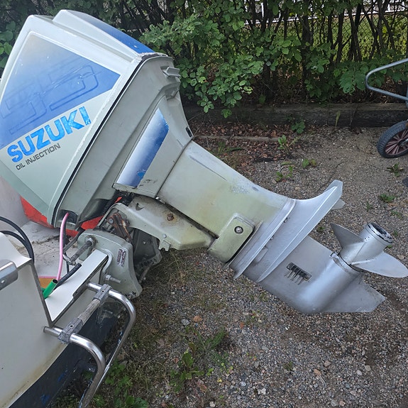 Sportbåt, fiskebåt, styrpulpet. 3 of 5