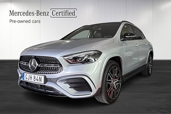 Mercedes-Benz GLA250 e 2 of 12