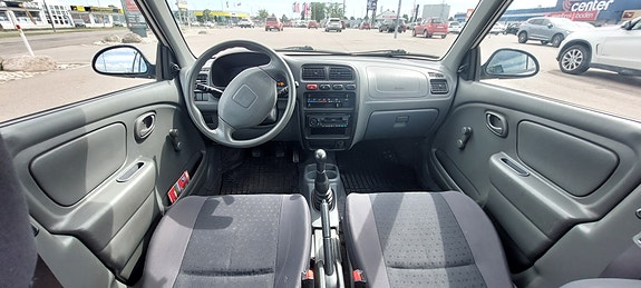 Suzuki Alto 6 of 10