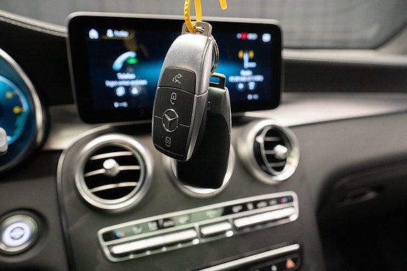 Mercedes-Benz GLC300 de 27 of 27