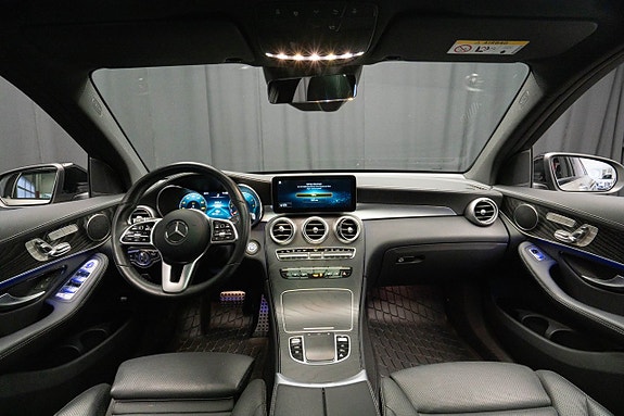 Mercedes-Benz GLC300 de 12 of 27