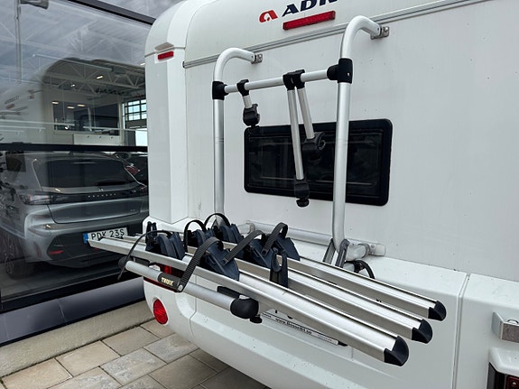 Adria Alpina 753 HK | Thule 6 m | Cykelställ | 5 of 16