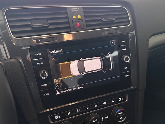 Volkswagen Golf I 16 of 18