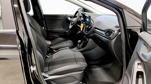 Ford Puma 3 of 9