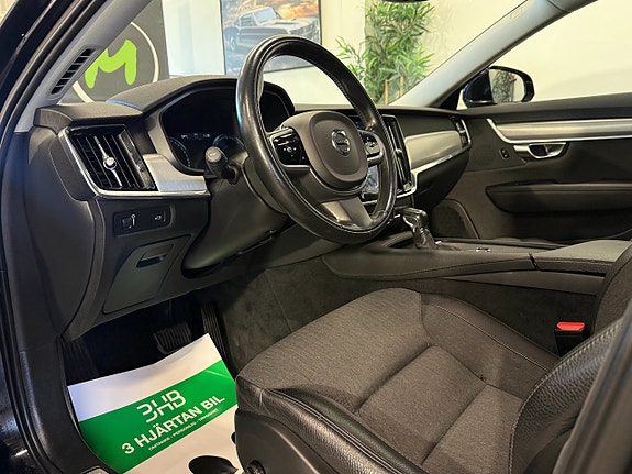 Volvo V90 8 of 21