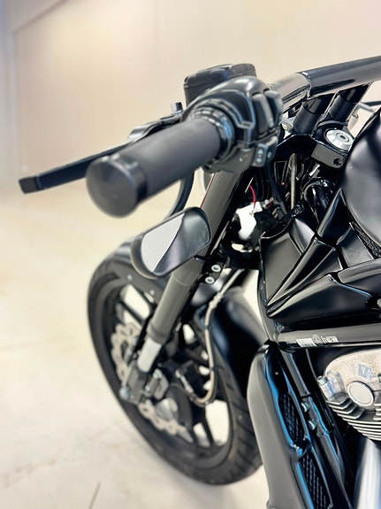 Harley-Davidson VRSCF V-Rod 5 of 13