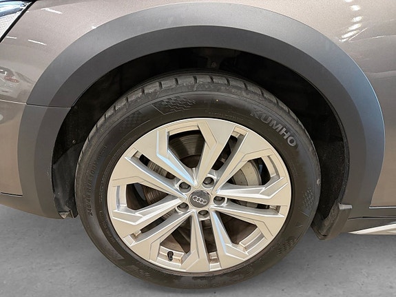 Audi A4 allroad 8 of 26