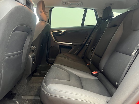 Volvo V60 24 of 25