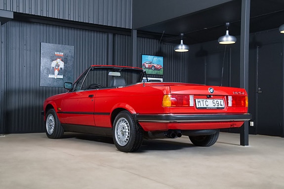 BMW 325i 19 of 21