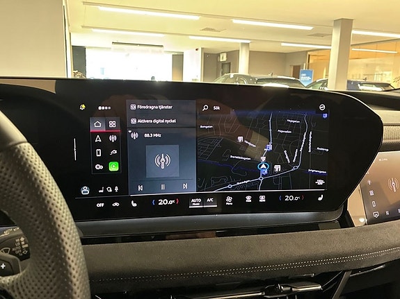 Audi Q6 e-tron 16 of 25