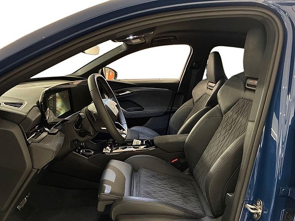 Audi Q6 e-tron 9 of 25