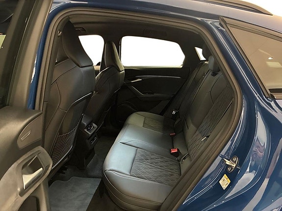 Audi Q6 e-tron 21 of 25