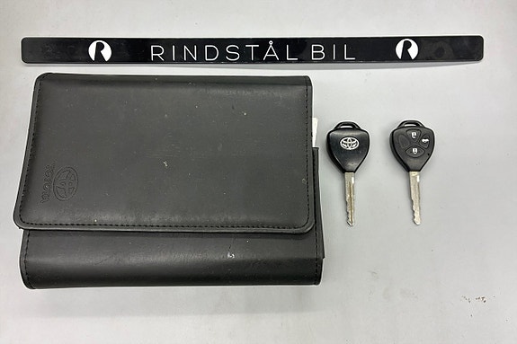 Toyota Avensis 17 of 17