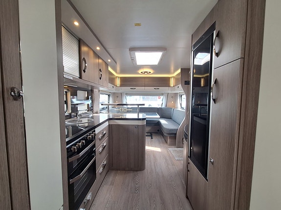 Hobby Prestige 720 WQC Queenbädd, Dusch, Kampanjprodukt! 12 of 22