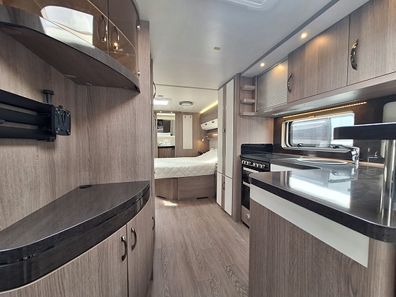 Hobby Prestige 720 WQC Queenbädd, Dusch, Kampanjprodukt! 13 of 22