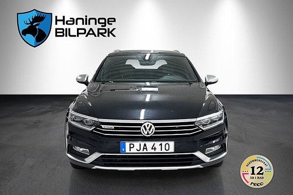 Volkswagen Passat Alltrack 3 of 29