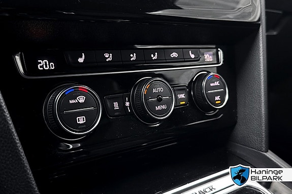Volkswagen Passat Alltrack 21 of 29