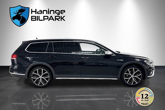 Volkswagen Passat Alltrack 6 of 29