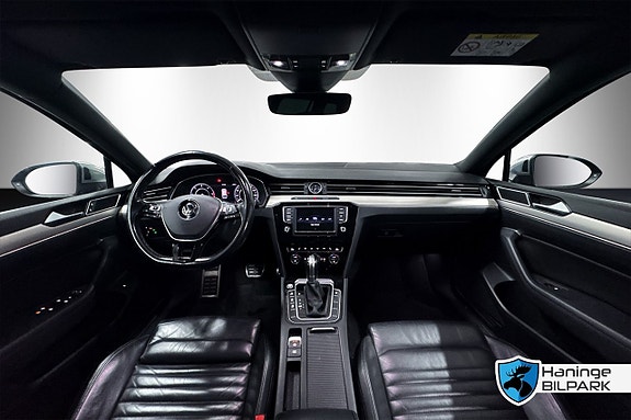 Volkswagen Passat Alltrack 14 of 29