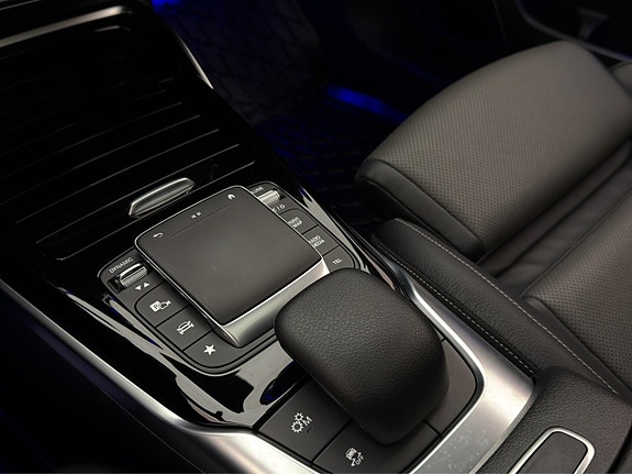 Mercedes-Benz A45 27 of 30