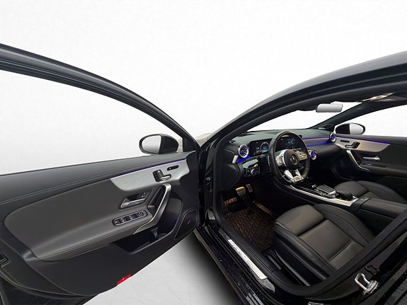 Mercedes-Benz A45 11 of 30