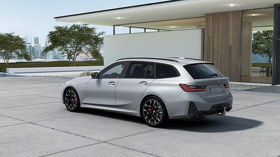 BMW M340i 2 of 13
