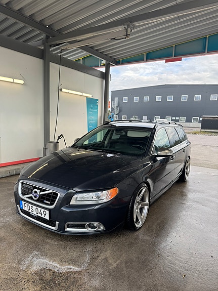 Volvo V70 5 of 5