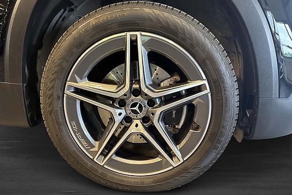 Mercedes-Benz GLB180 d 6 of 15