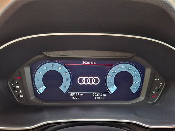 Audi Q3 22 of 23