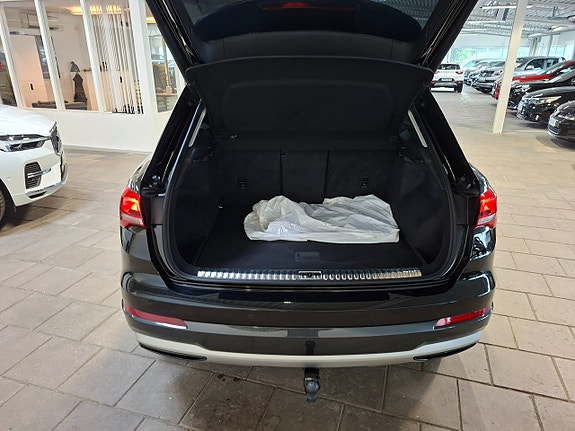 Audi Q3 14 of 23