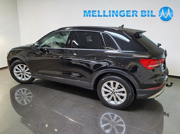 Audi Q3 4 of 23
