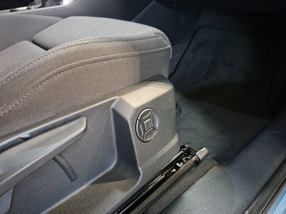 Audi Q3 9 of 23