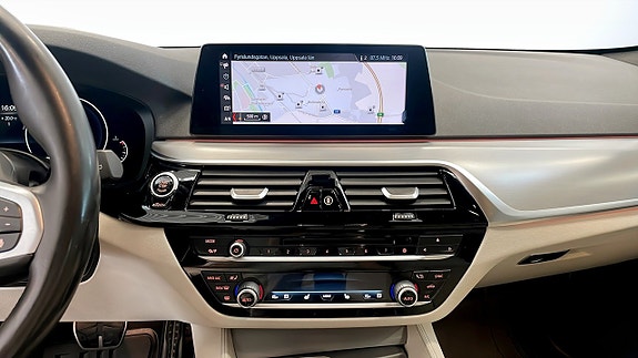 BMW 520 12 of 13