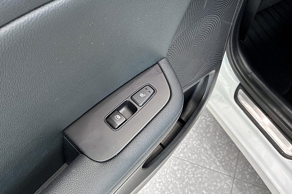Kia Ceed 18 of 25