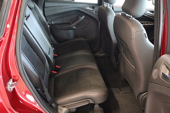 Ford Kuga 8 of 18