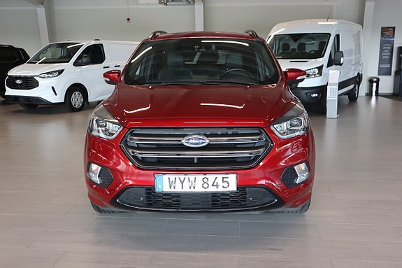 Ford Kuga 3 of 18