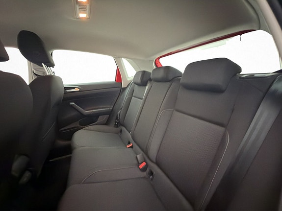 Volkswagen Polo 15 of 25