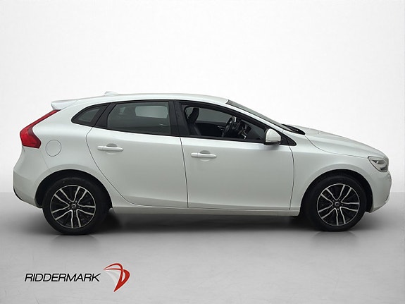 Volvo V40 9 of 30