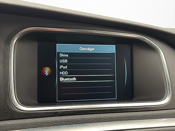 Volvo V40 21 of 30